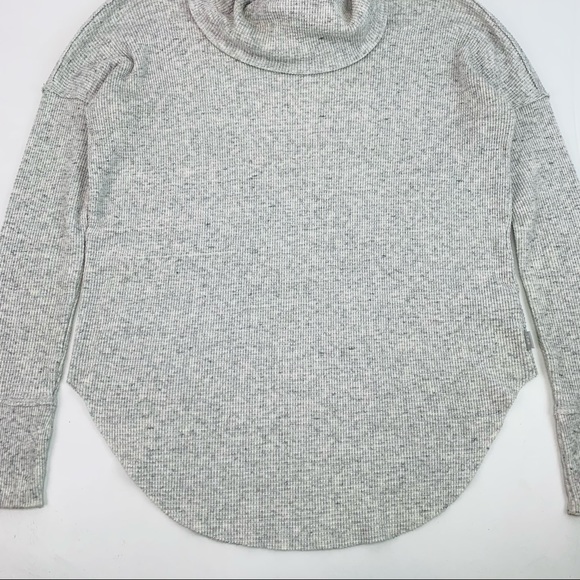 TNA Aritzia Loose Cowl Neck Long Sleeve Waffle Top Heather Grey - Picture 5 of 11